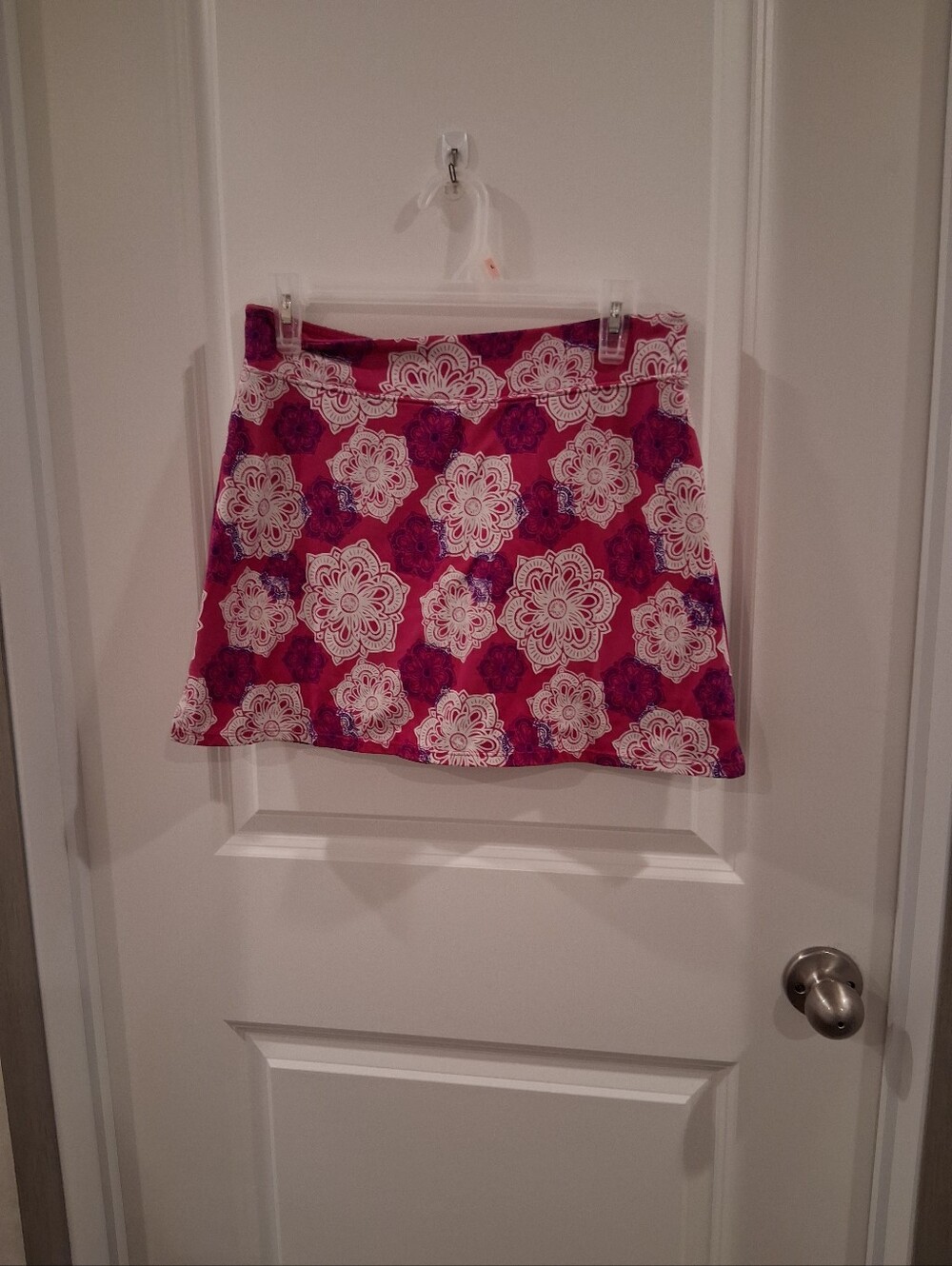 Tranquility by Colorado Clothing Magenta and White Skort Size Small